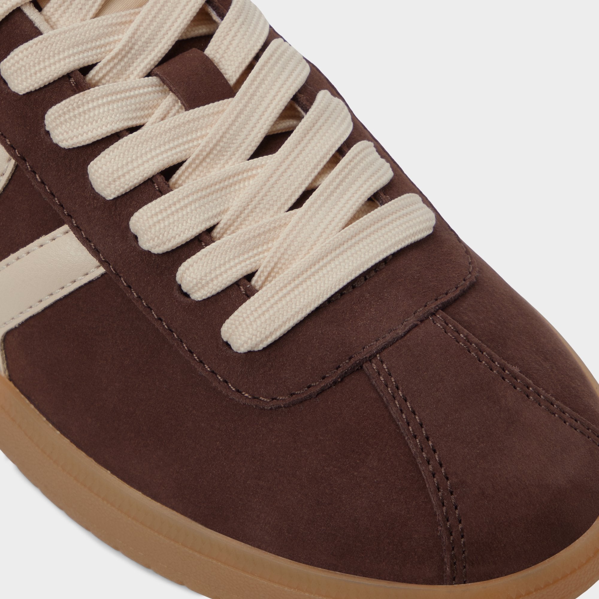 Chicsneaker - Image 7